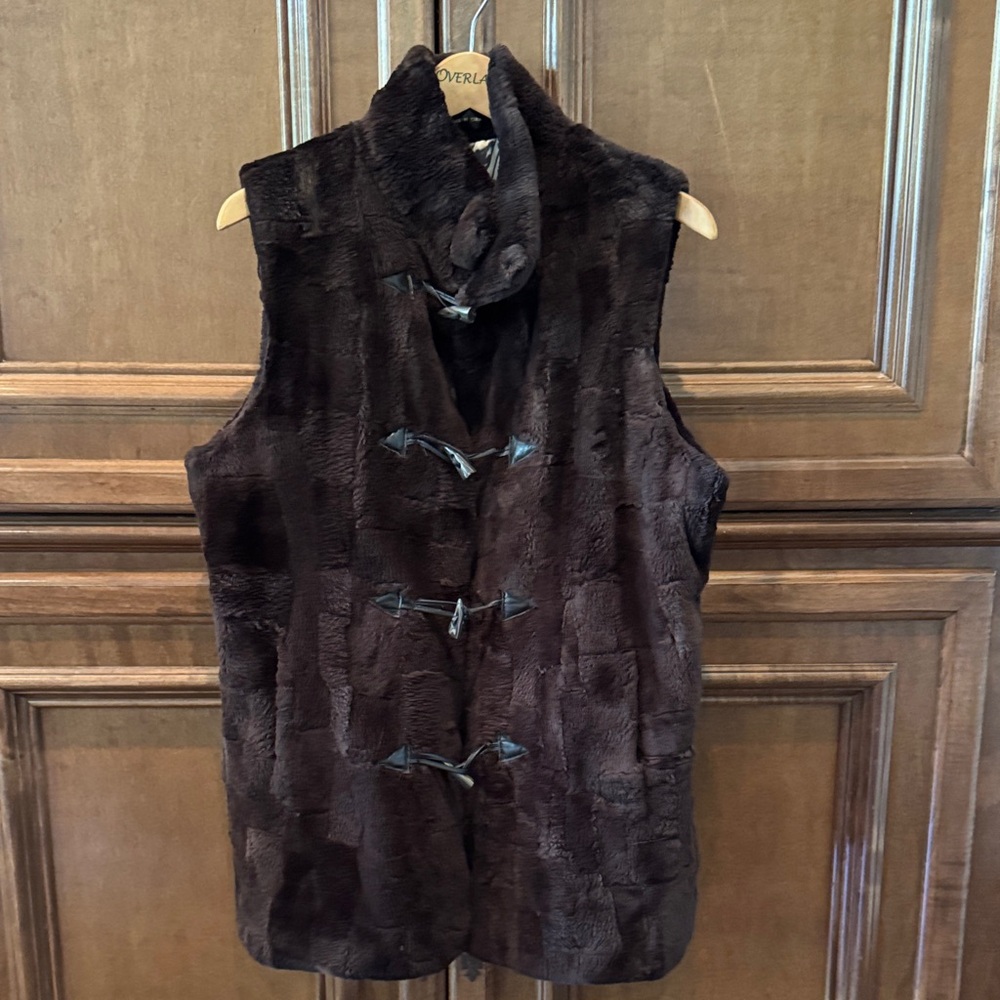 Luxurious Dark Brown Sheared Real Beaver  Fur Vest